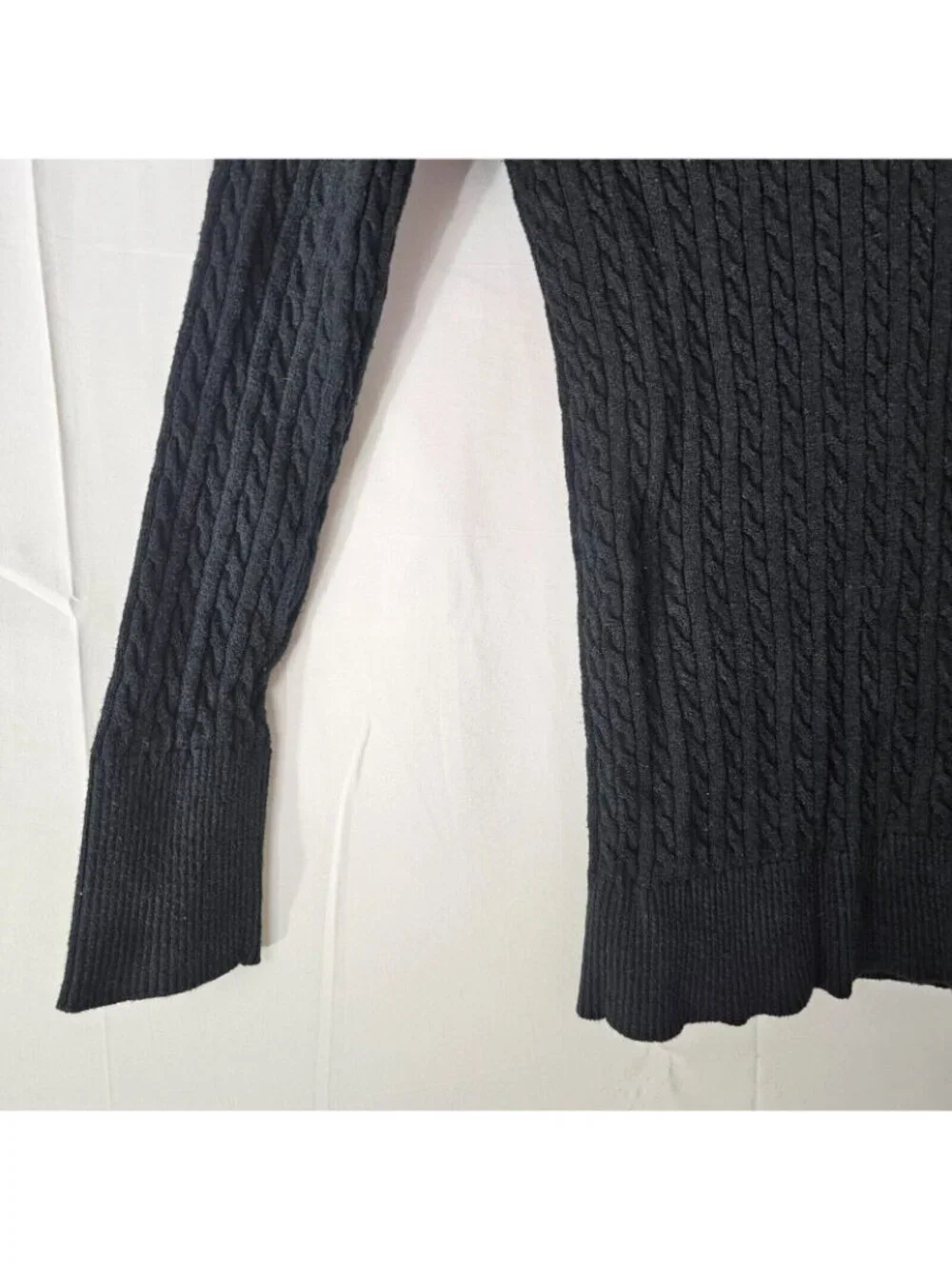 Eddie Bauer Sweater Womens M Black V Neck Cable Knit Long Sleeve Pullover Top - Picture 9 of 10